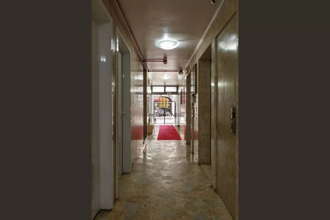 Apartamento com 4 quartos, 3 banheiros no Bairro Centro Historico.