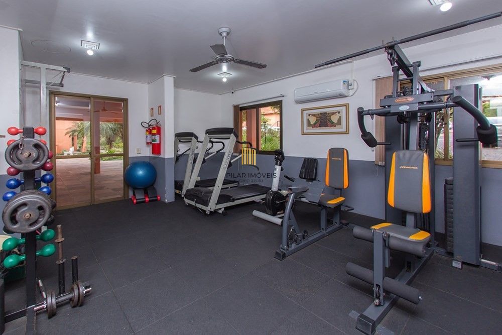 Apartamento com 3 dormitótrios, 1 vaga e 67m² à venda no Alto Petrópolis.