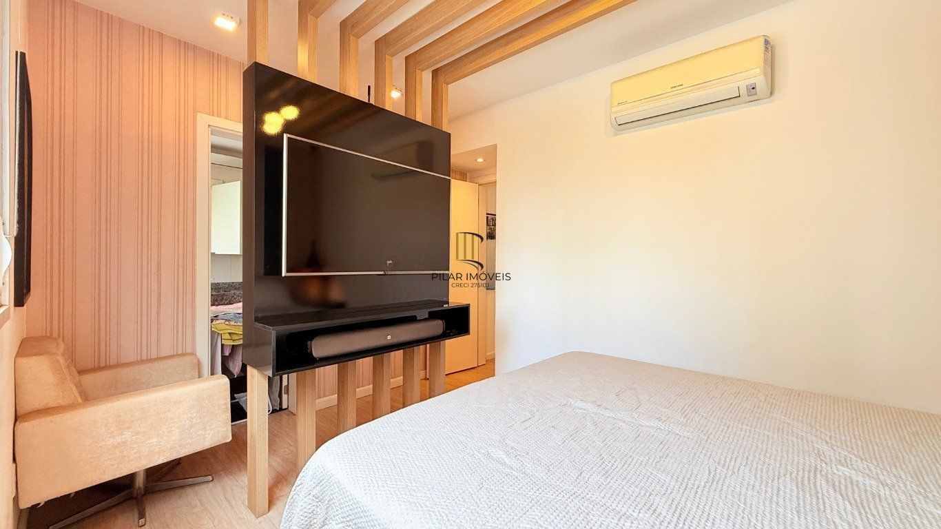 Apartamento 2 dormitórios, 1 suíte, 2 vaga, elevador no  Passo da Areia