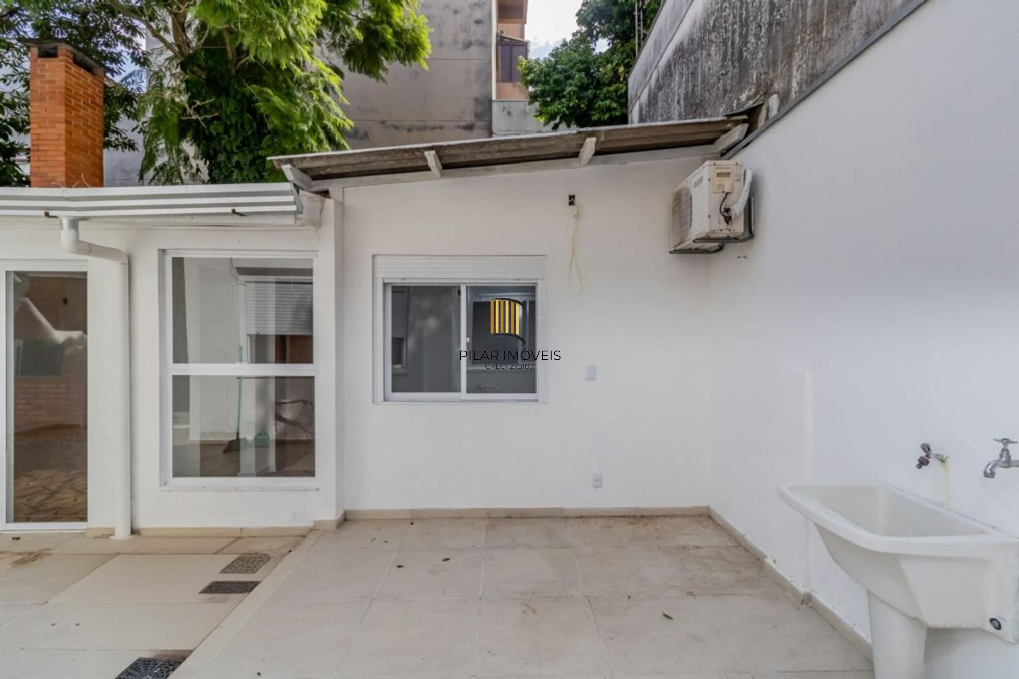 Apartamento Térreo 2 Dormitórios no Jardim Botânico – Amplo e Iluminado