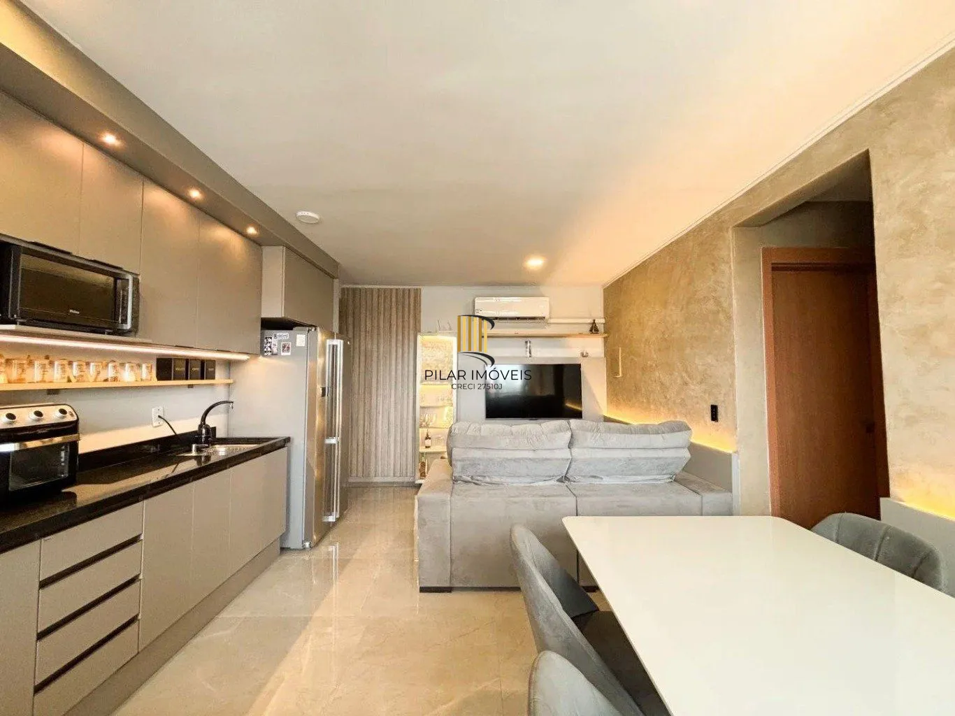 Apartamento de 2 dormitórios, elevador de 1 vaga de garagem em Canoas.