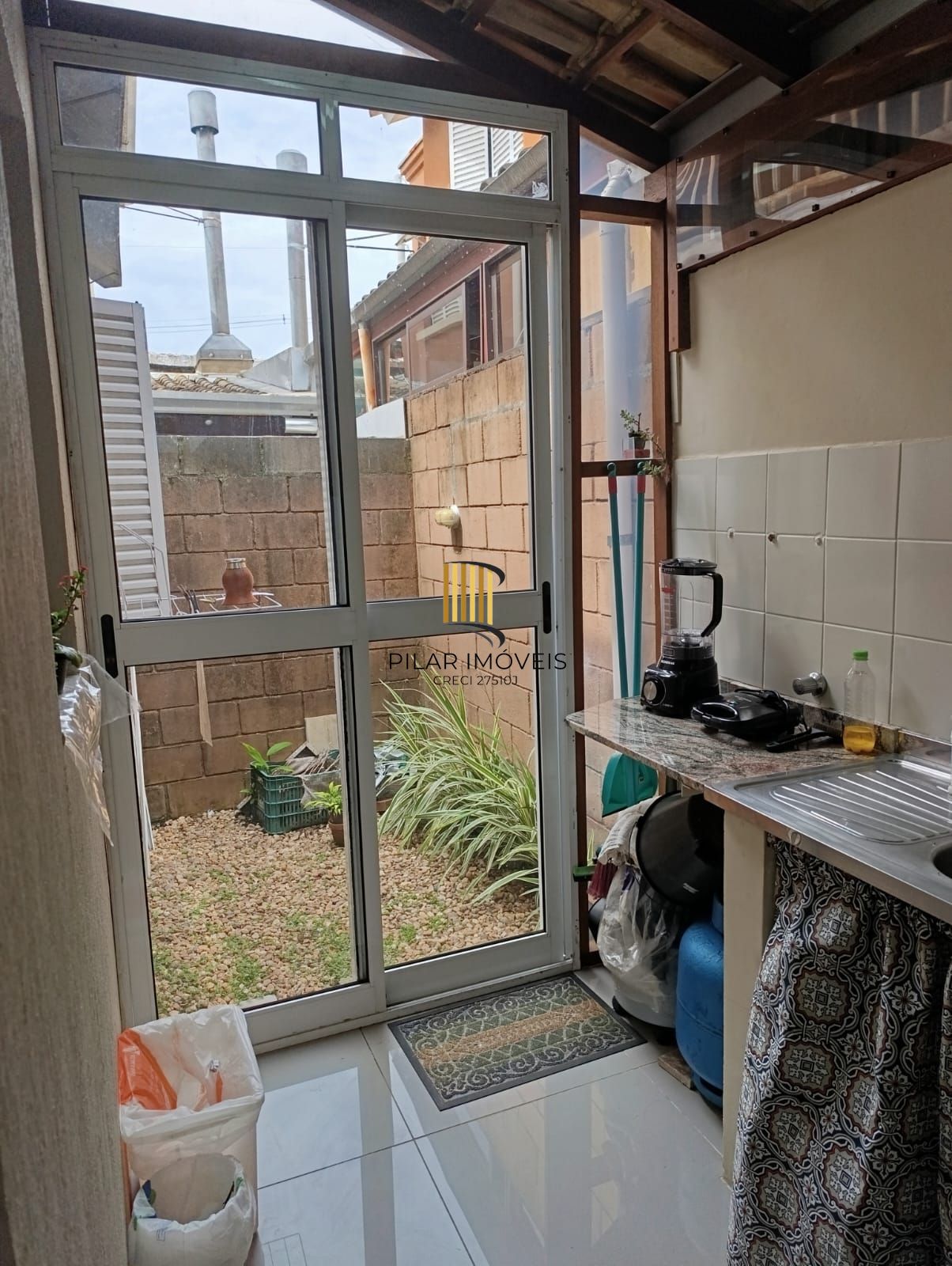 Casa em Condomínio fechado 3 quartos e 1 vaga no bairro Jardim Itu.