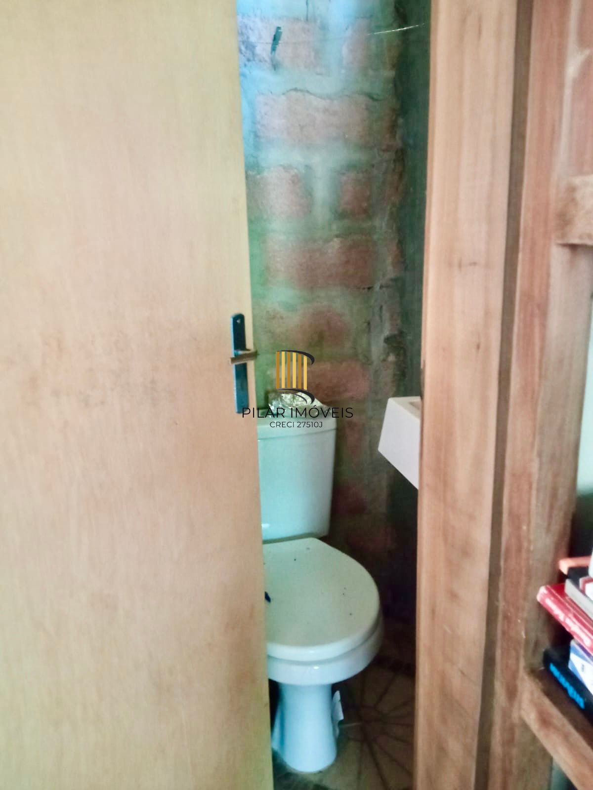 Chácara com Sobrado de 144m2, 2 dormitórios em Mato Fino, Gravataí