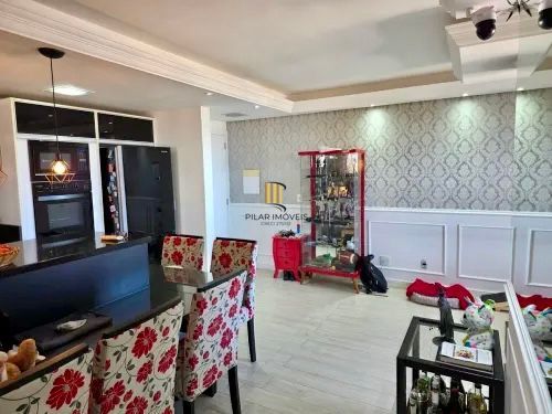 Apartamento com 3 quartos e 2 vagas de garagem