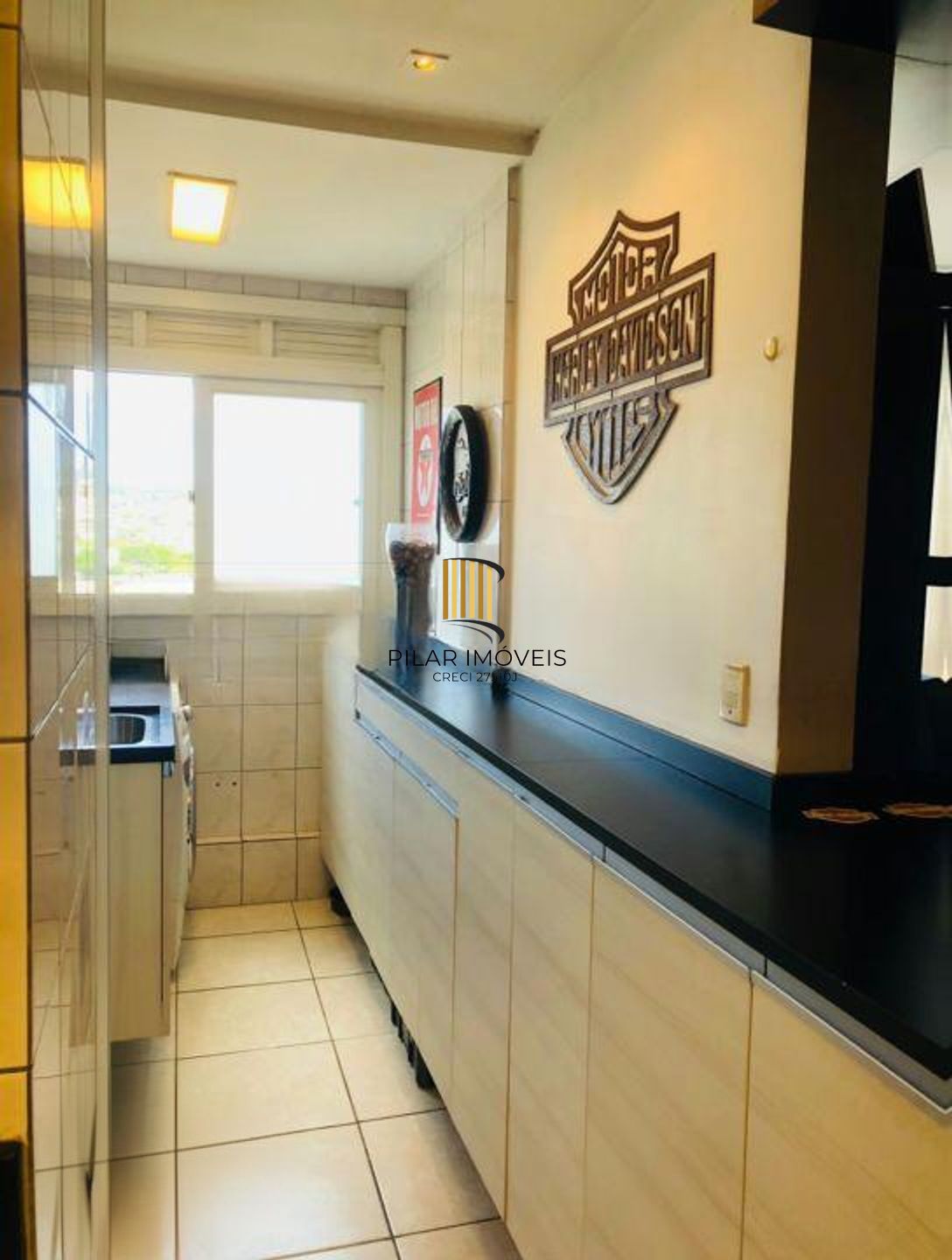 Apartamento de 3 dormitórios, 2 vagas, elevador no bairro Jardim Botânico