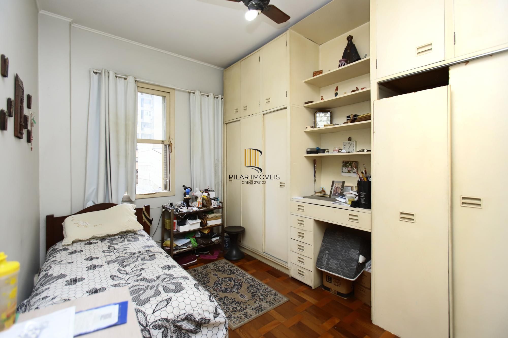 Apartamento 3 quartos com elevador no centro de Porto Alegre para Comprar