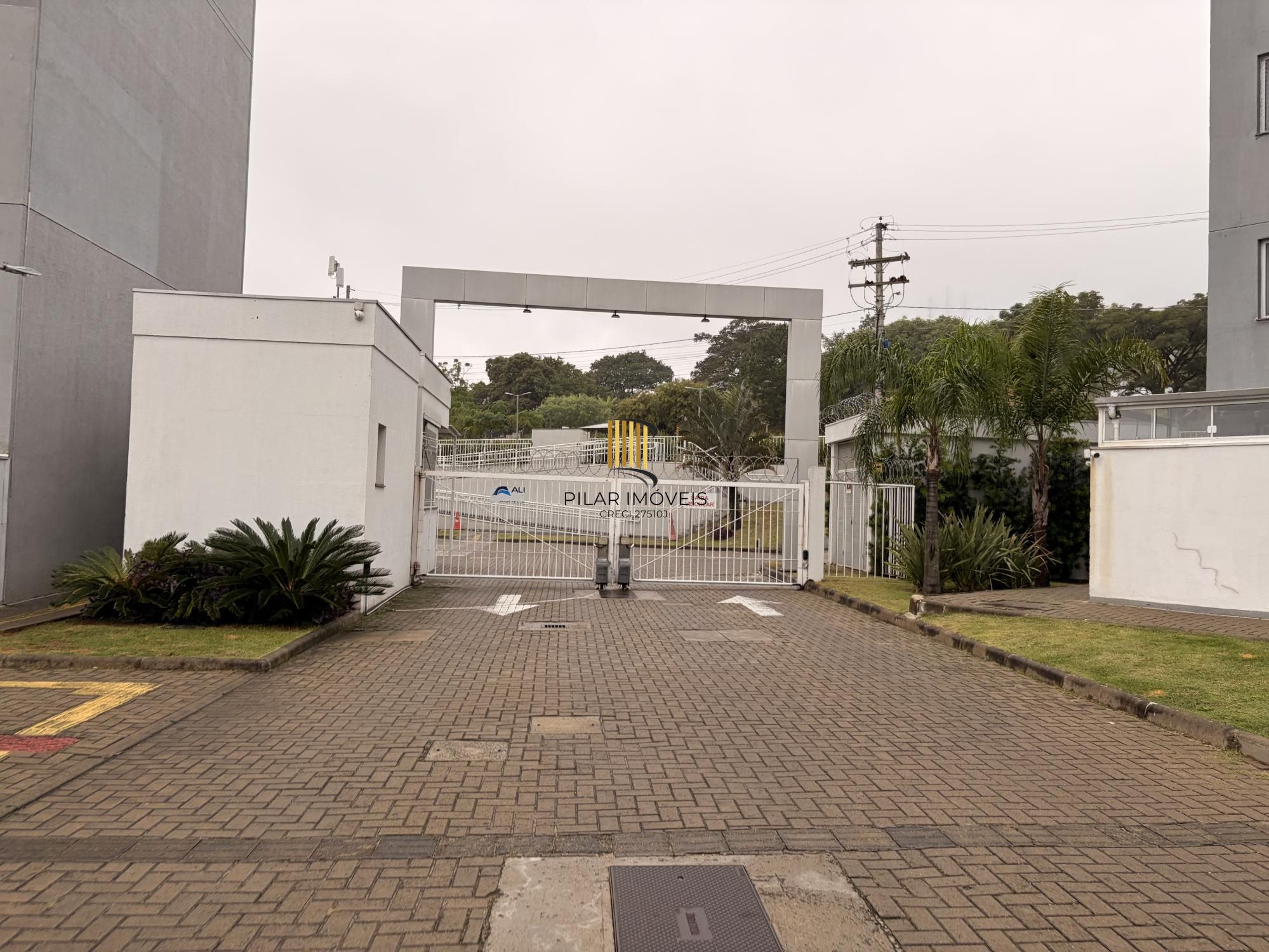 Apartamento 02 quartos no Bairro Alto Petrópolis e 01 vaga de garagem