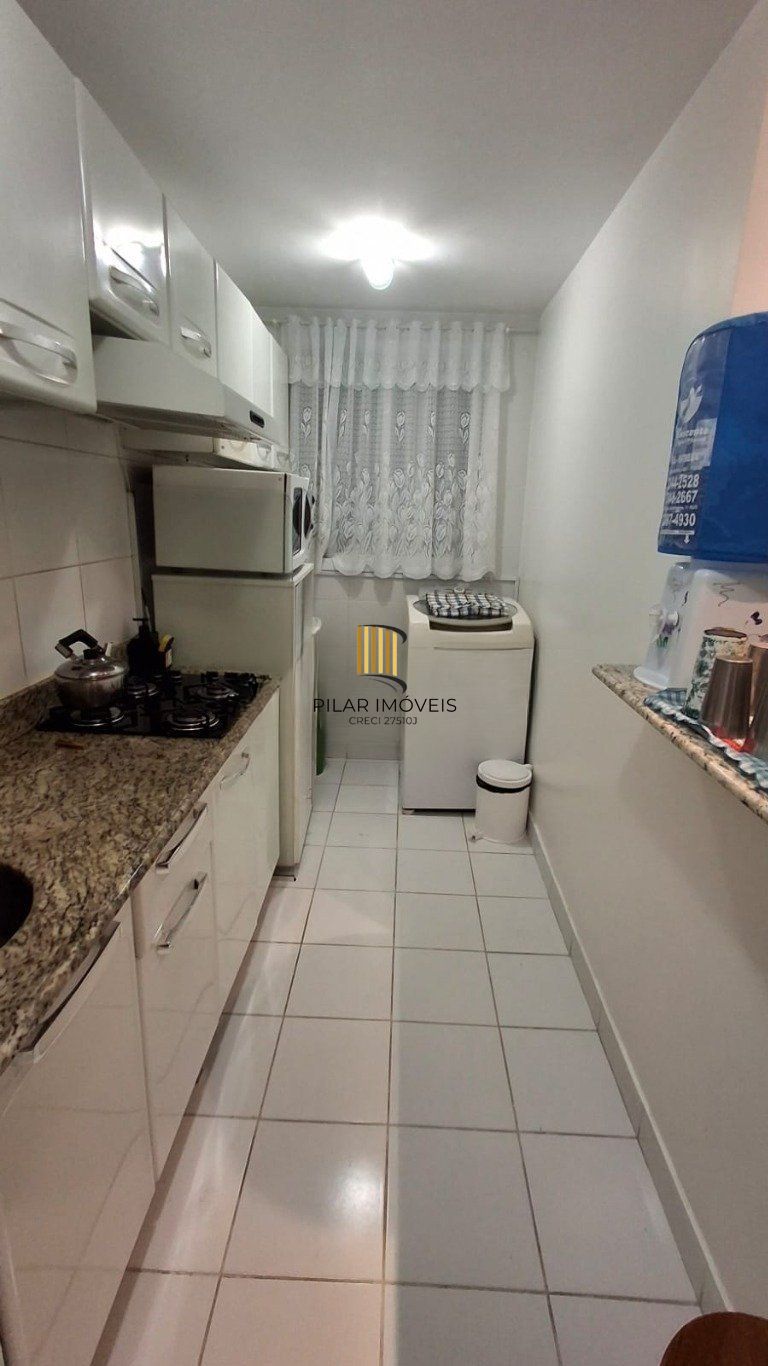 Apartamento com 2 quartos, 1 vaga e elevador no Bairro Vila Ipiranga.