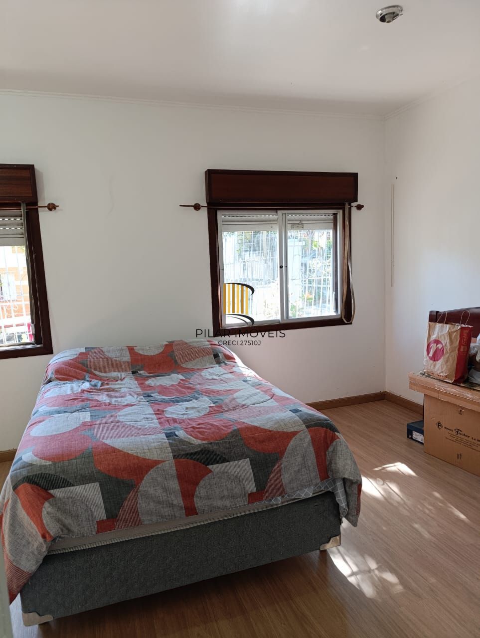 Apartamento térreo de 2 quartos e 1 vaga no bairro São Sebastião