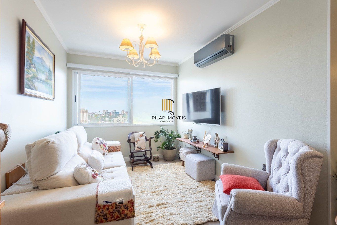 Apartamento de 3 quartos, suíte, elevador, 1 vaga no bairro Vila Ipiranga.