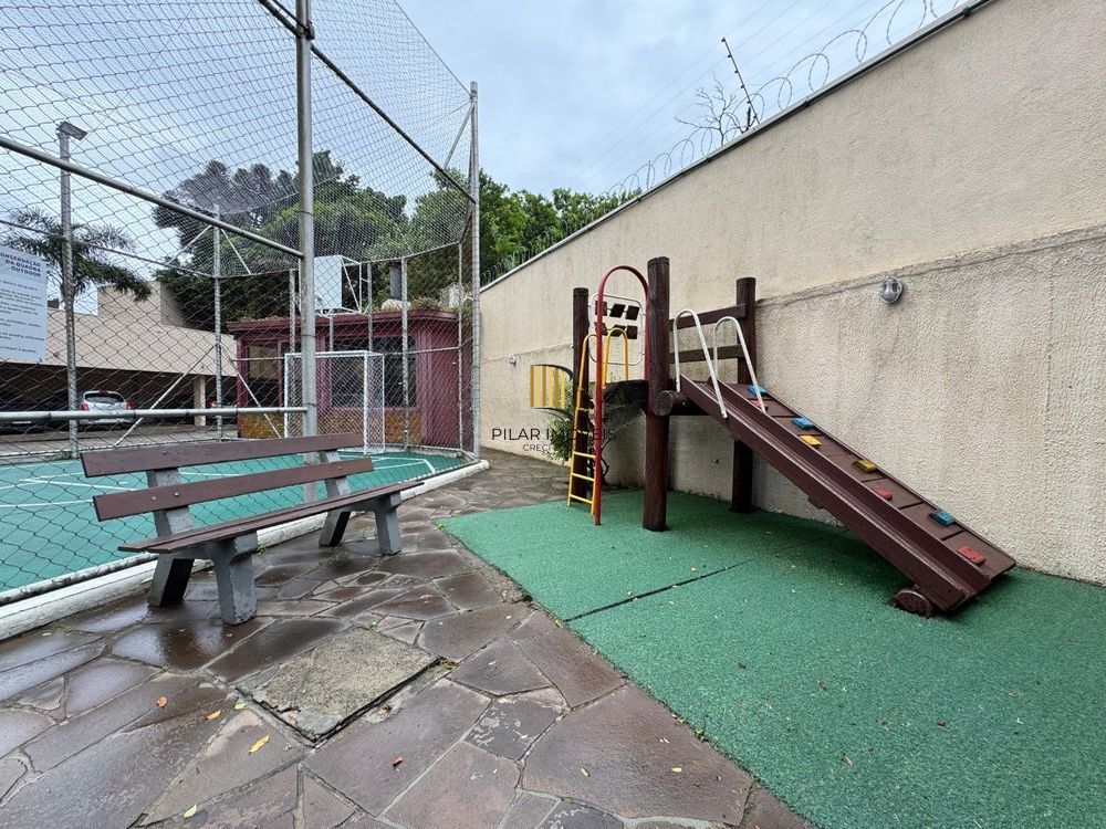 Apartamento com 2 quartos, vaga e sacada e churrasqueira no bairro Sarandi