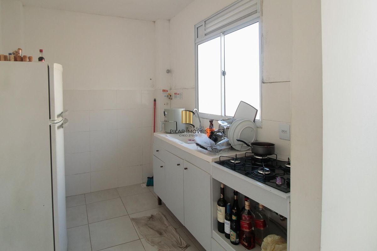Apartamento 2 dormitórios Linda Vista, 1 vaga e Piscina na Av. Protásio Alves