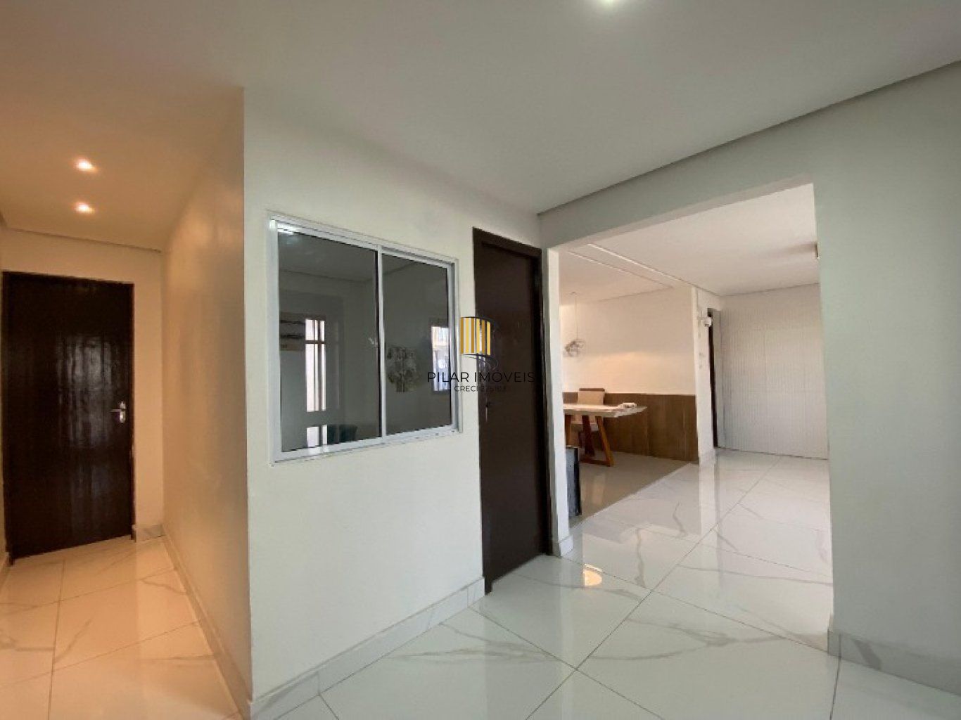 Casa com 3 Dormiórios, 2 vagas de garagem no bairro Harmonia em  Canoas.