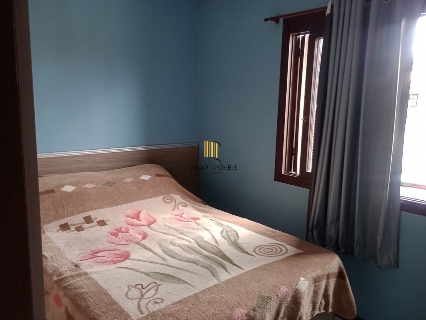 Casa de 2 dormitórios e 1 vaga de garagem em Canoas.