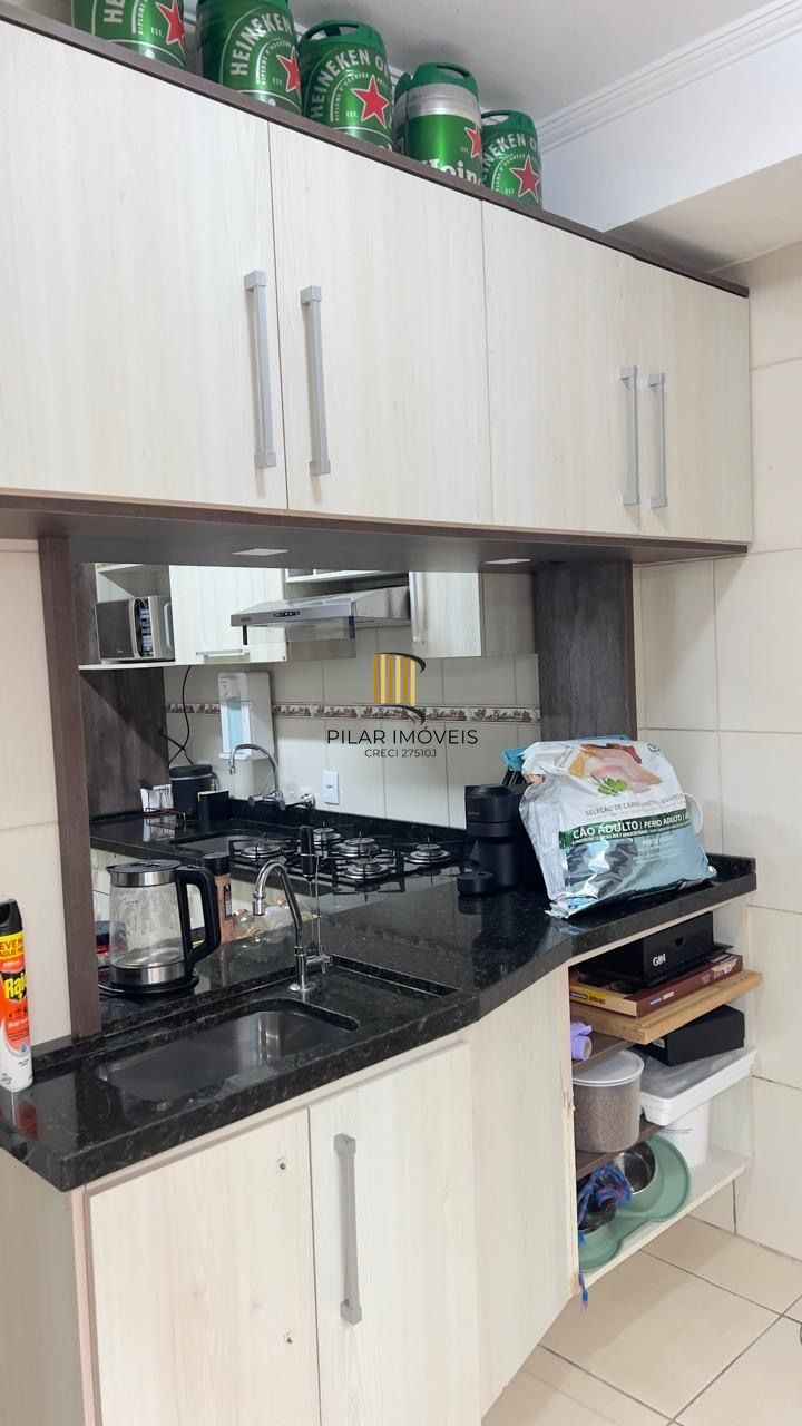 Apartamento Térreo 2 dormitórios 1 suíte e 2 vagas de Garagem Cachoeirinha