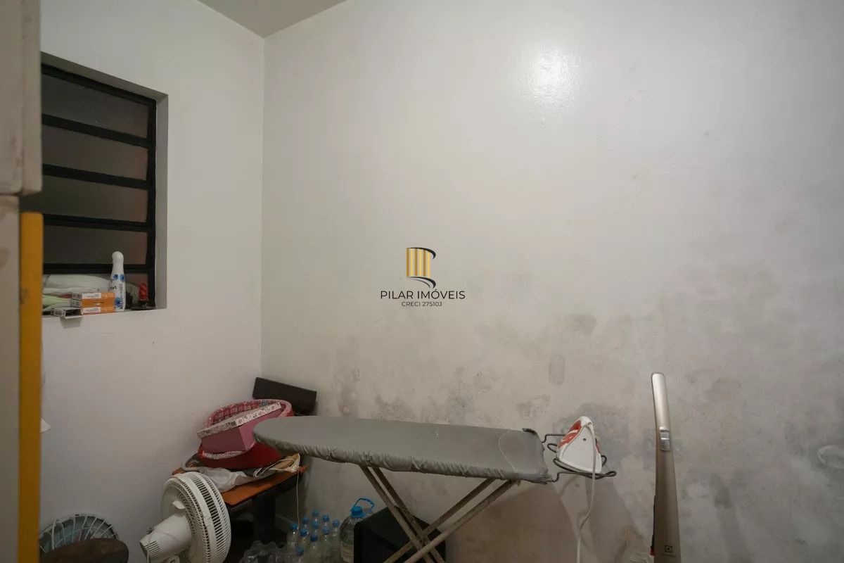 Casa à venda com 280m², 4 quartos e 2 vagas no bairro Auxiliadora