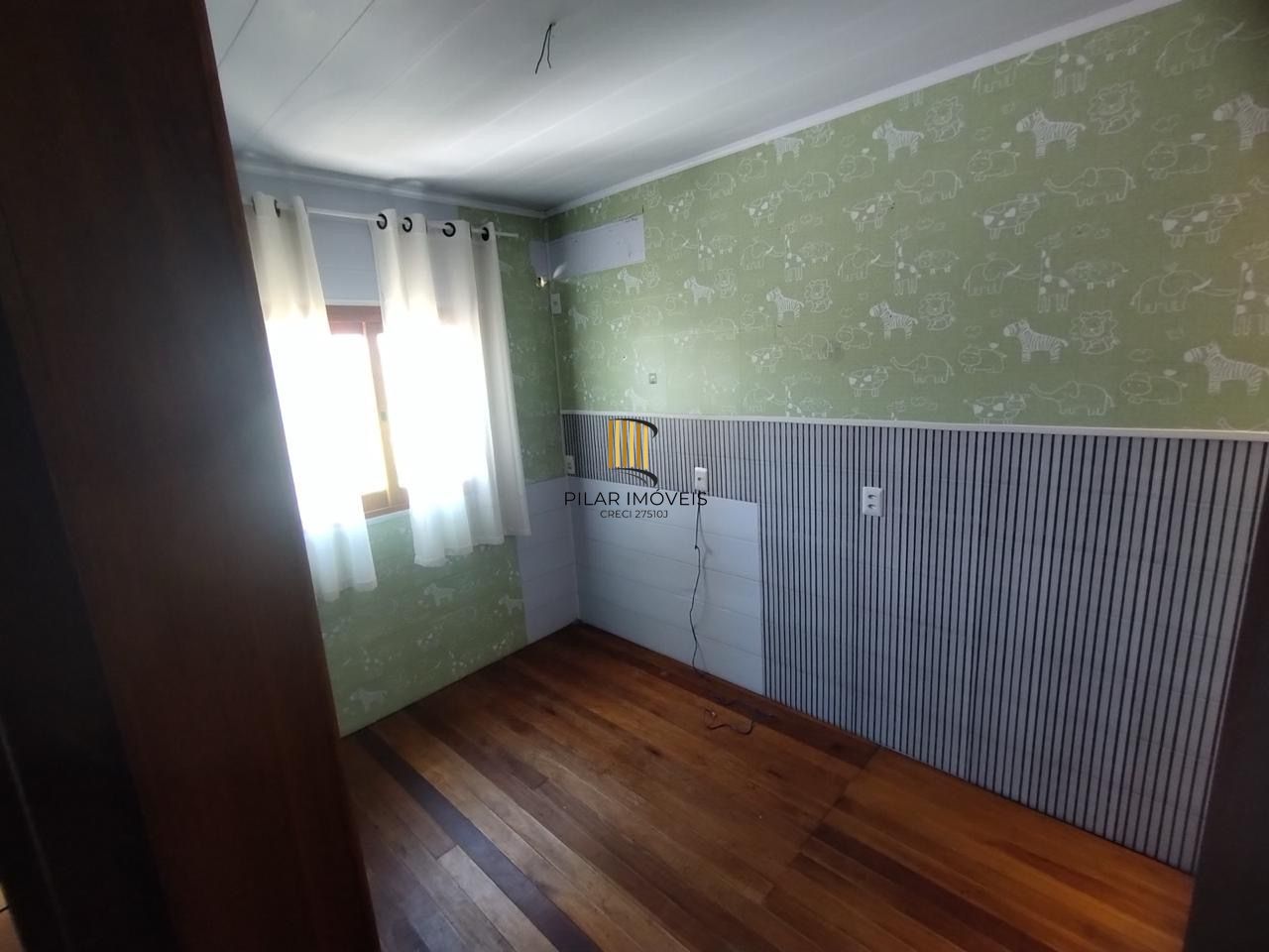 Casa 3 dormitórios no Bairro Ponta Grossa