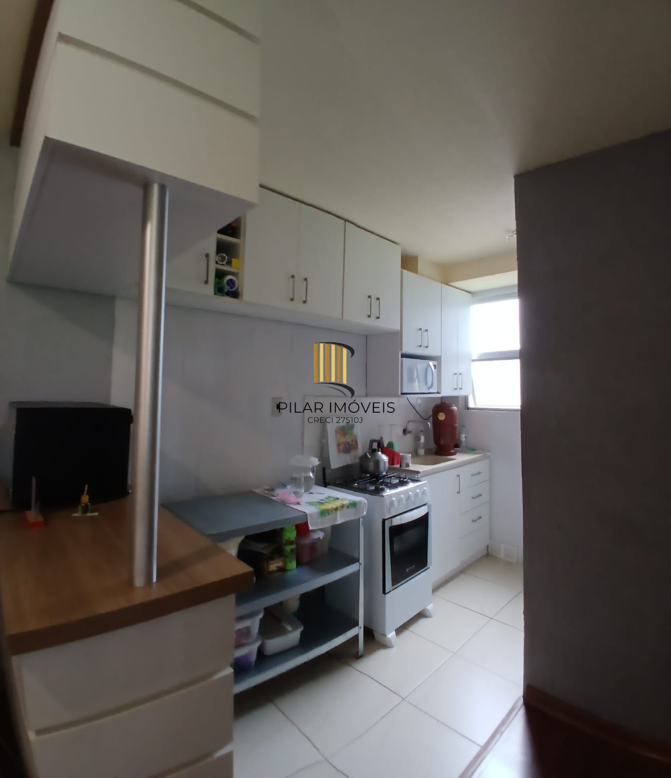 Apartamento de 2 quartos, 1 vaga no bairro Campo Novo