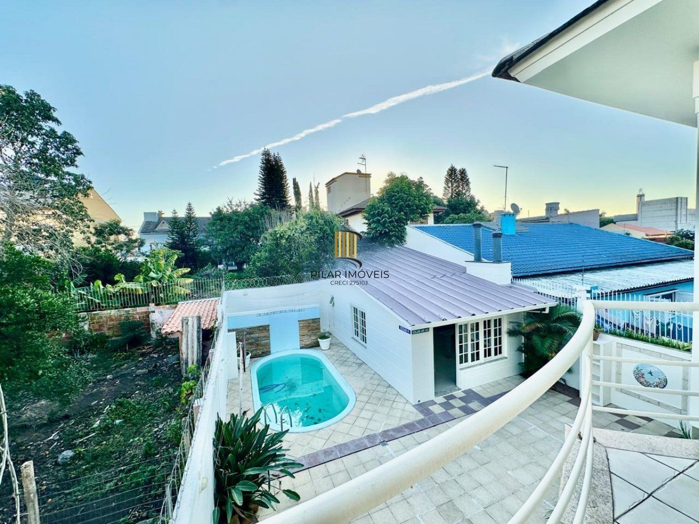 Casa de 3 dormitórios, 2 vagas de garagem em Canoas