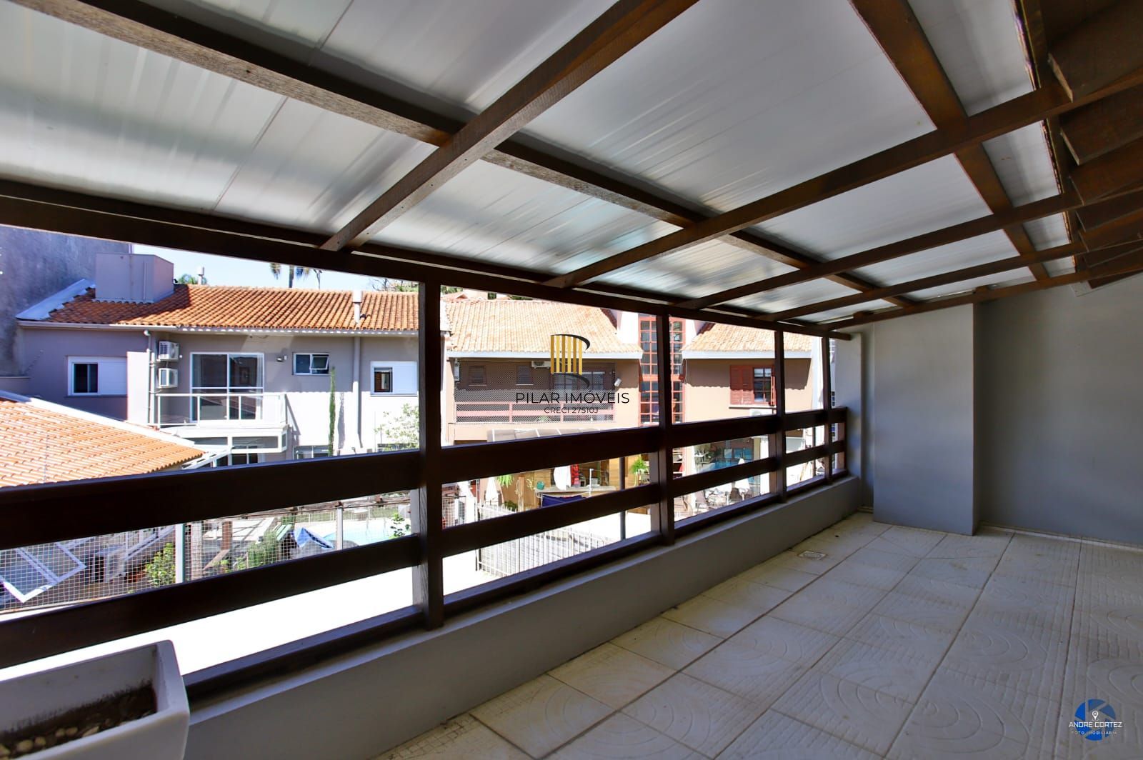 Casa 3 dormitórios no Bairro Chácara das Pedras