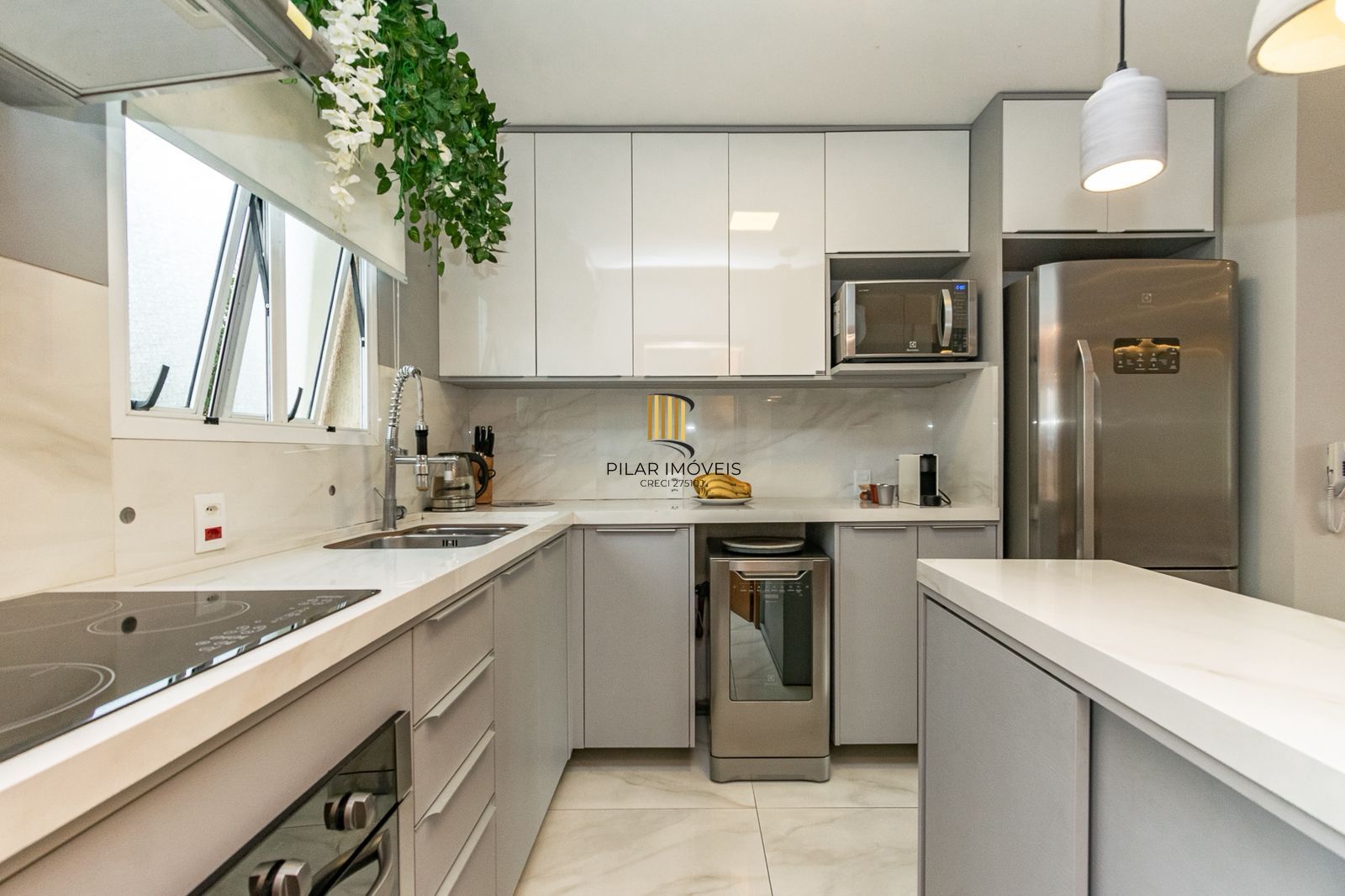 Apartamento 2 quartos, 1 suíte, 74m² e elevador no bairro Vila Ipiranga.