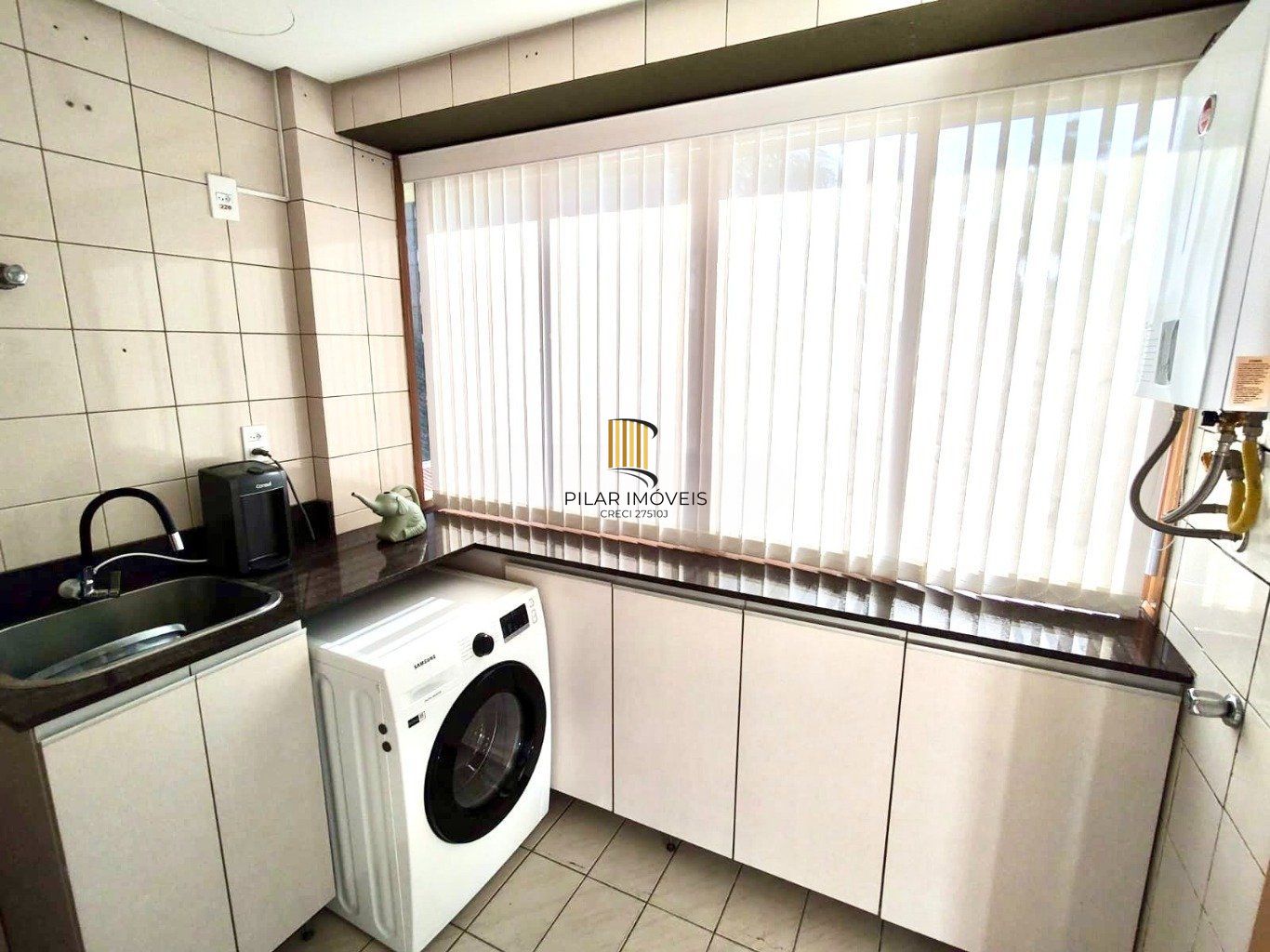 Apartamento com 3 quartos, 1 vaga de garagem com elevador em Canoas.