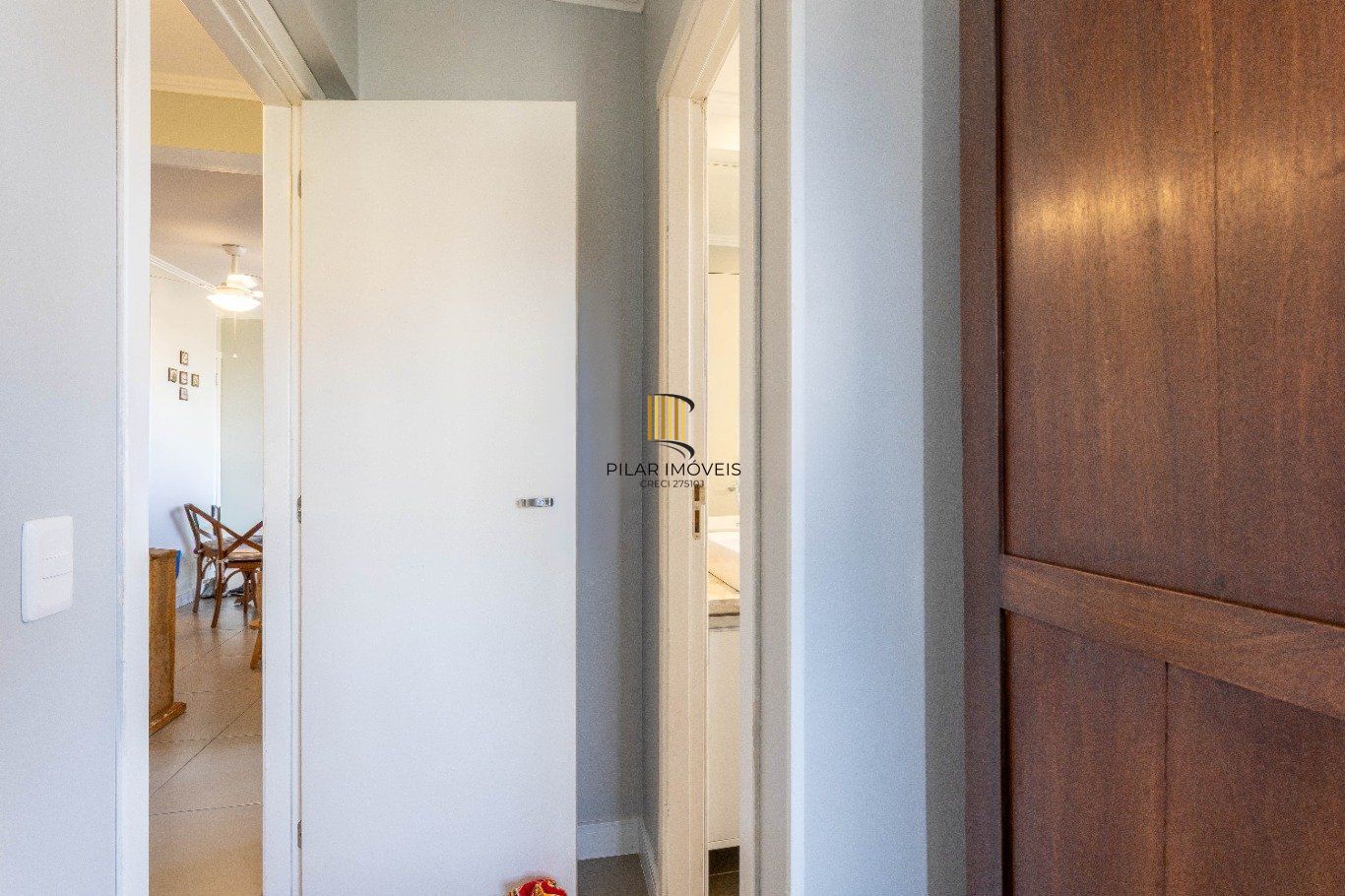 Apartamento de 3 quartos, suíte, elevador, 1 vaga no bairro Vila Ipiranga.