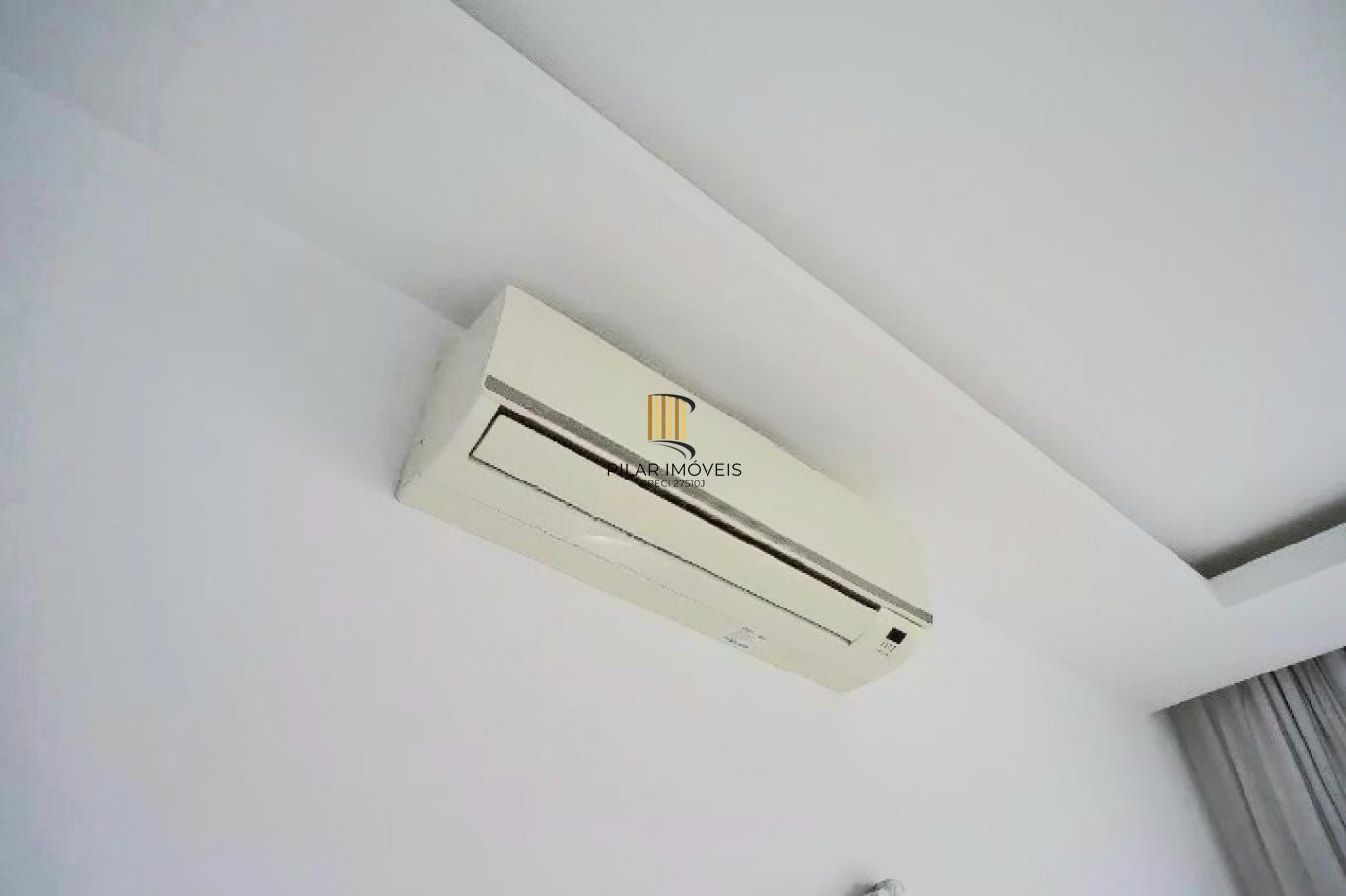 Apartamento 2 dormitórios, 1 suíte, churrasqueira, 1 vaga e elevador no Sarandi