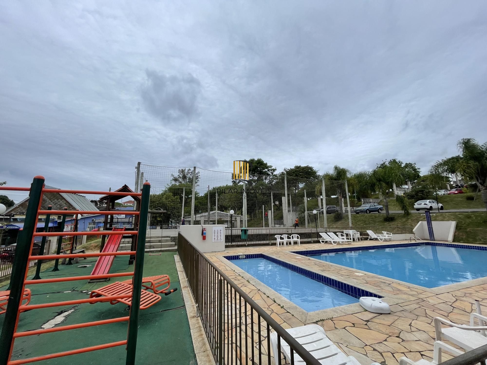 Apartamento Térreo 2 quartos em condomínio fechado com piscina e infra completa