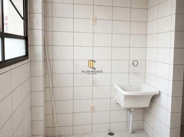 Apartamento  de 3 dormitórios e 2 vagas de garagem em Canoas.