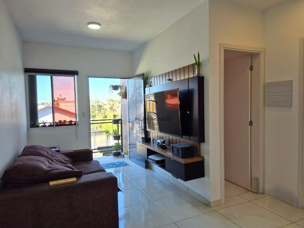 Apartamento de 2 dormitórios, 2 vagas de garagem no Bairro Olaria em Canoas.