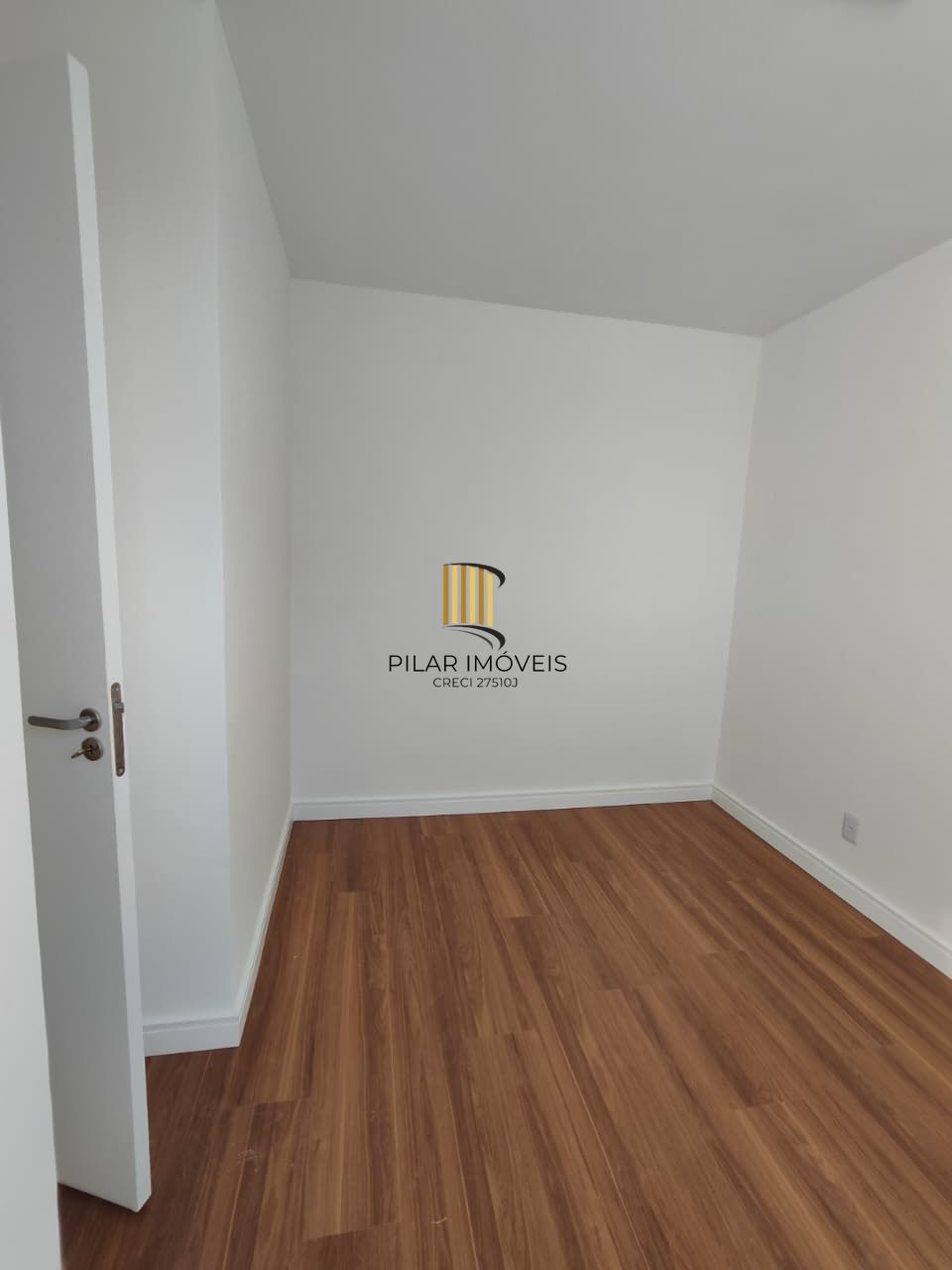 Apartamento com 02 quartos no Bairro Alto Petrópolis e 01 vaga de garagem