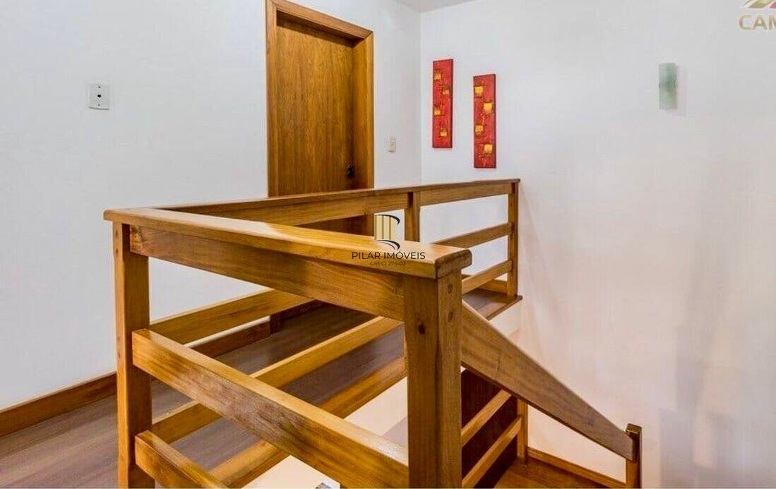 Casa com 3 quartos, 2 vagas e 266m² para vender - Jardim Planalto, Porto Alegre