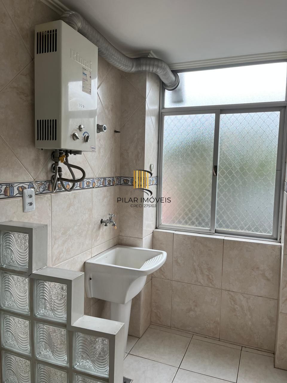 Apartamento de 2 dormitórios e 1 vaga à venda em Canoas