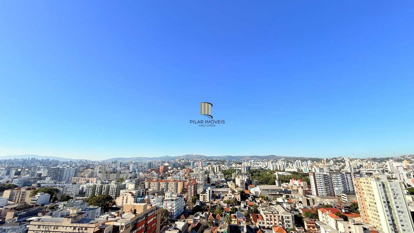 Apartamento 2 dormitórios, churrasqueira, 1 vaga, elevador na Rua General Lima e Silva.