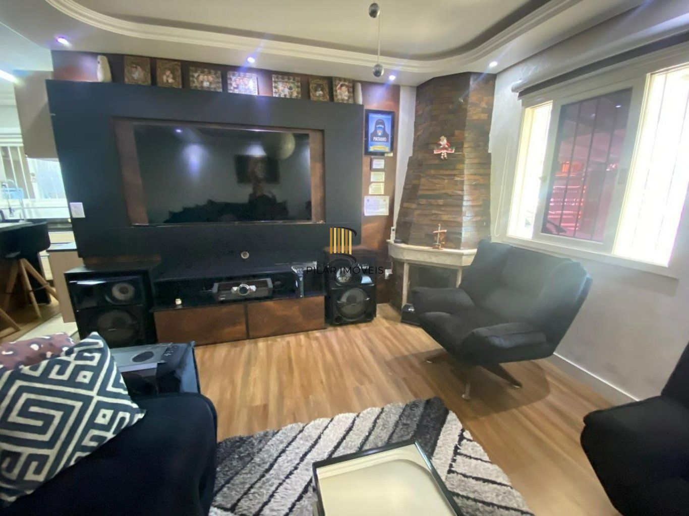 Casa de 3 quartos, 2 vagas de garagem cobertas no bairro Mato grande em Canoas.