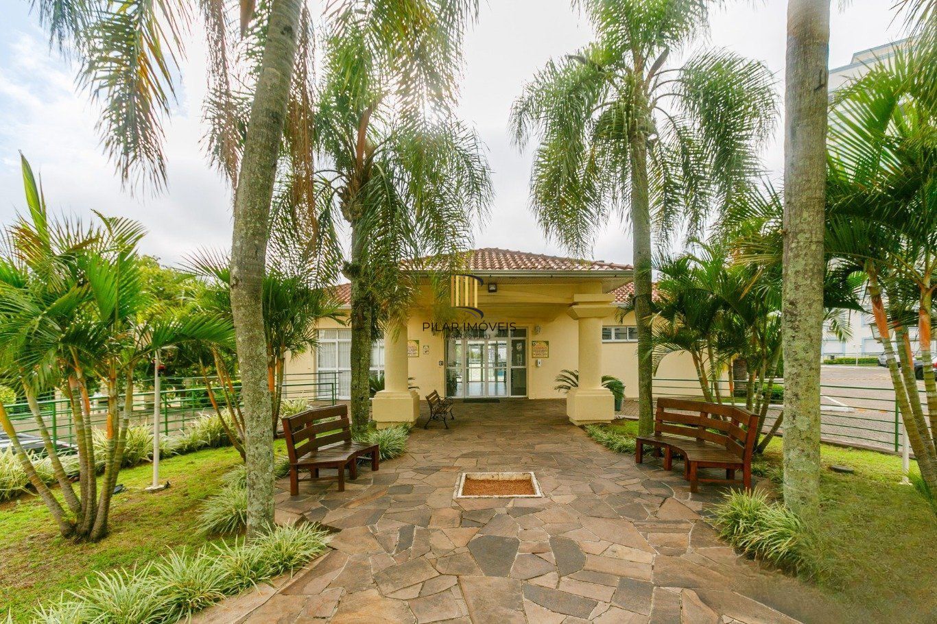 Cobertura 3 Dormitórios com 2 Vagas e Infraestrutura Completa no Cavalhada