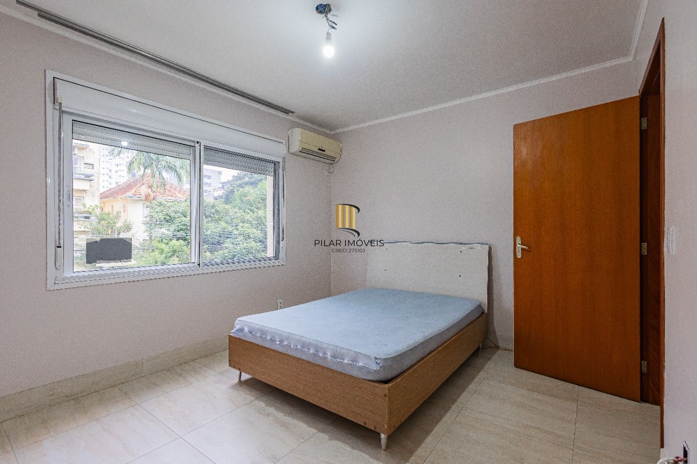 Apartamento à venda com 3 quartos 105m² no Bairro Petrópolis