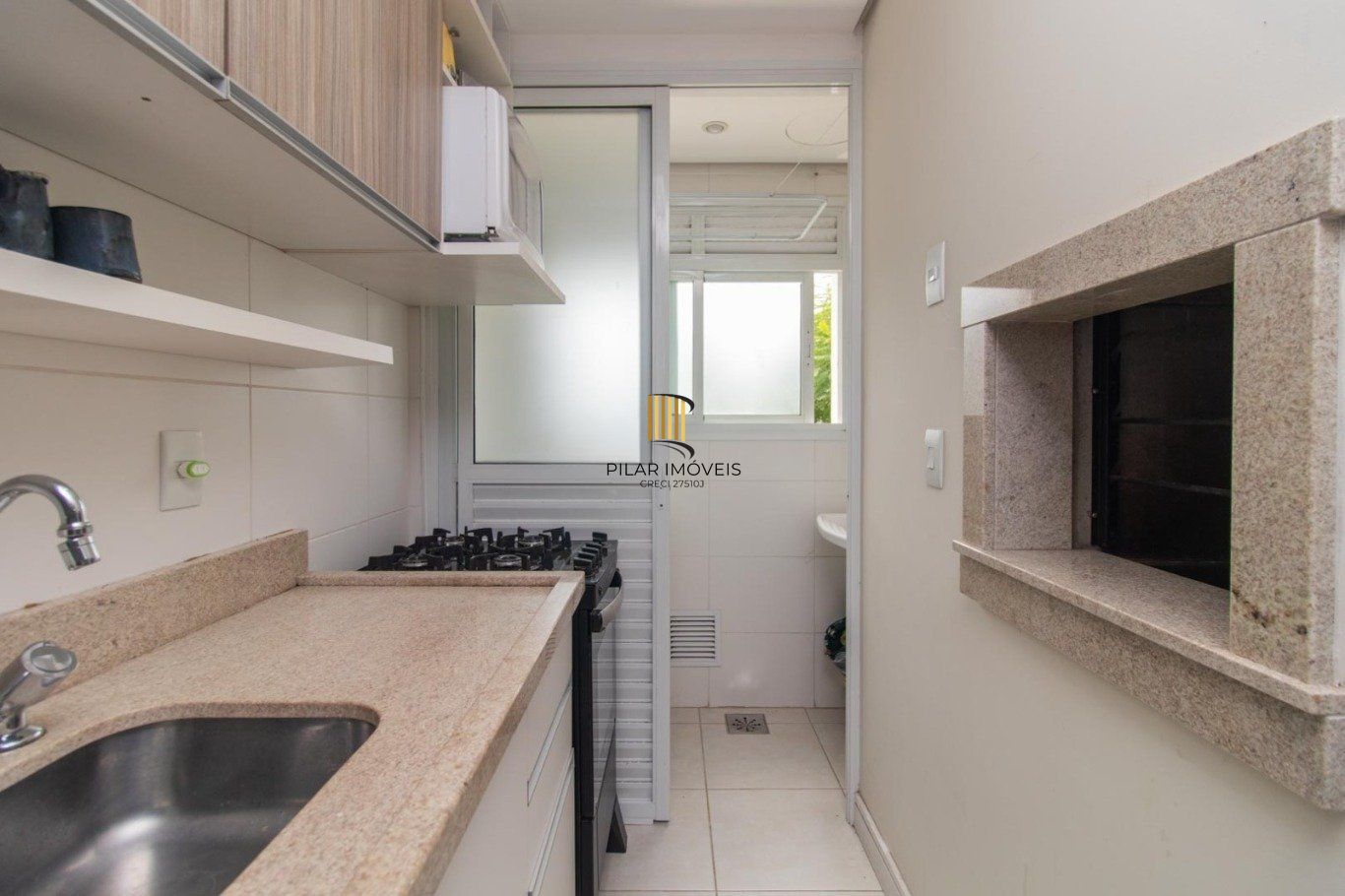 Apartamento com 1 quarto, 1 vaga e elevador no Bairro Cidade Baixa