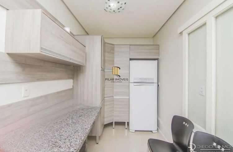 Casa com piscina e 4 suítes no Bairro Vila Ipiranga