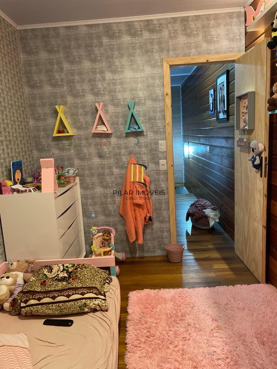 Casa 3 dormitórios no Bairro Ponta Grossa