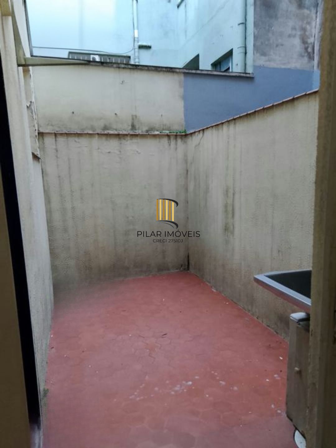 Apartamento com 2 quartos e 75m² à venda em Partenon, Porto Alegre.