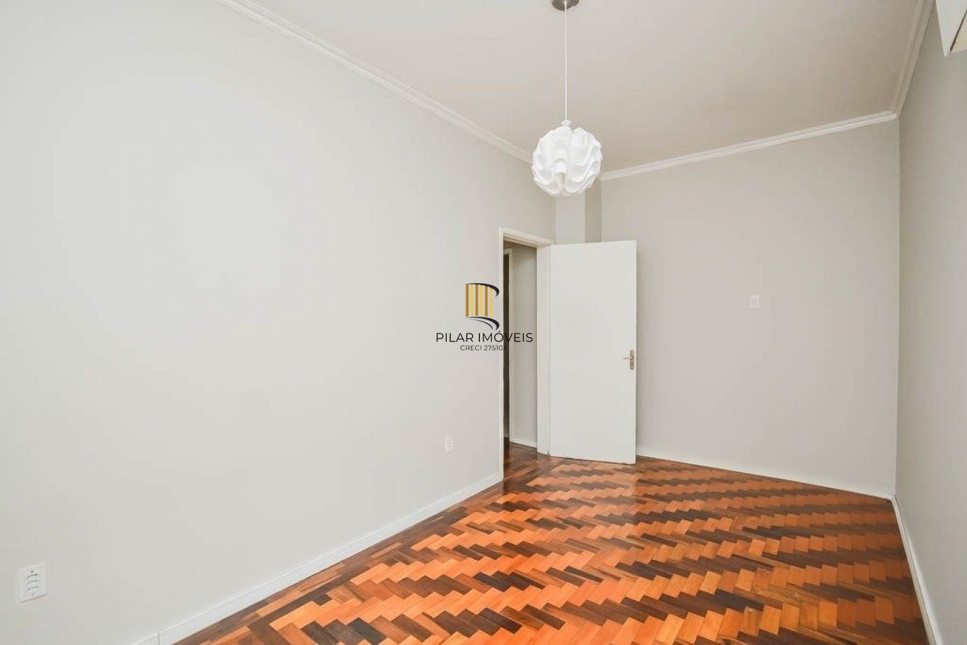 Apartamento à venda com 2 dormitórios 69 m² no Bairro Menino Deus