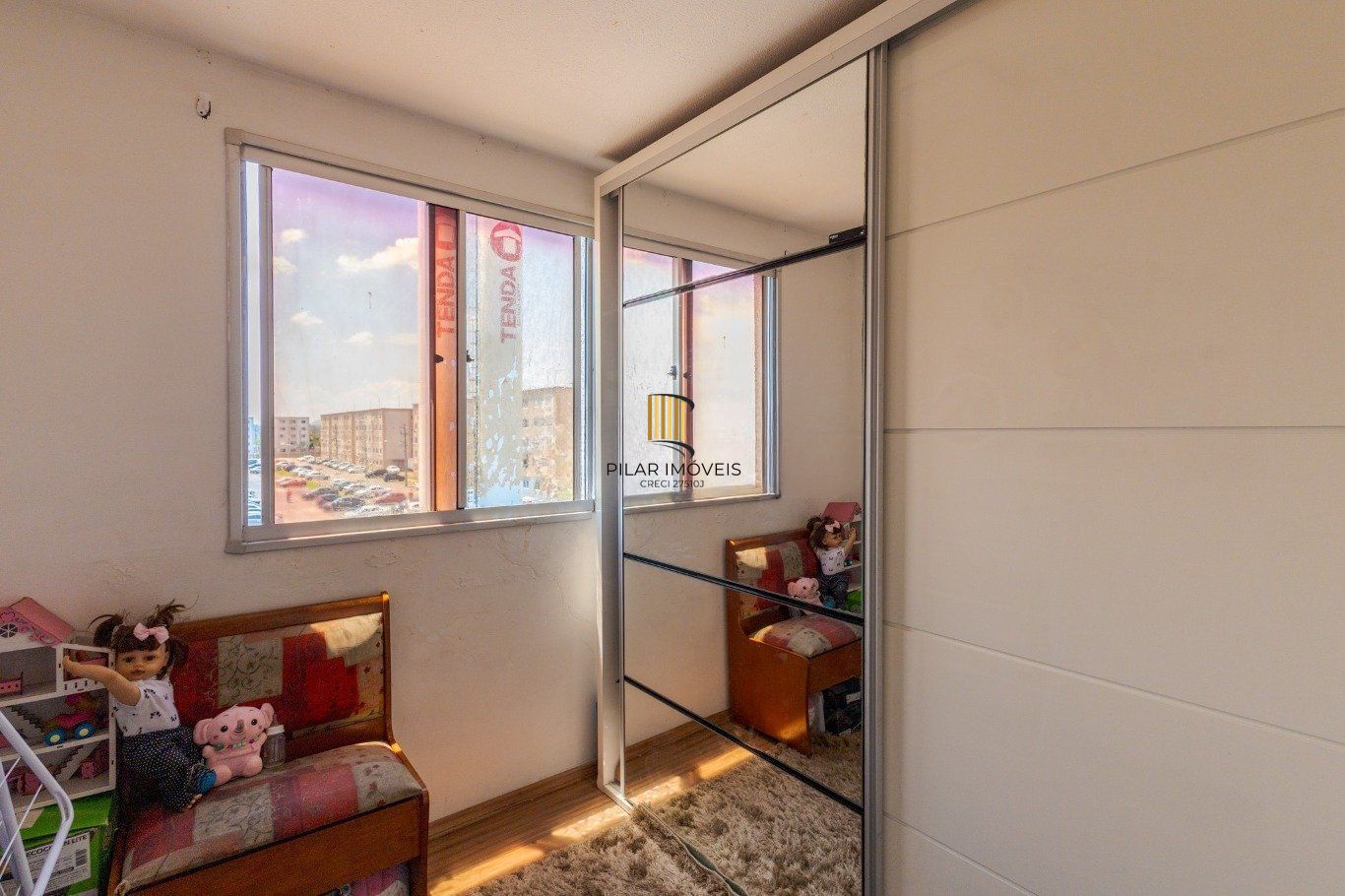 Apartamento semi mobiliado 2 quartos e 1 vaga no bairro Sarandi