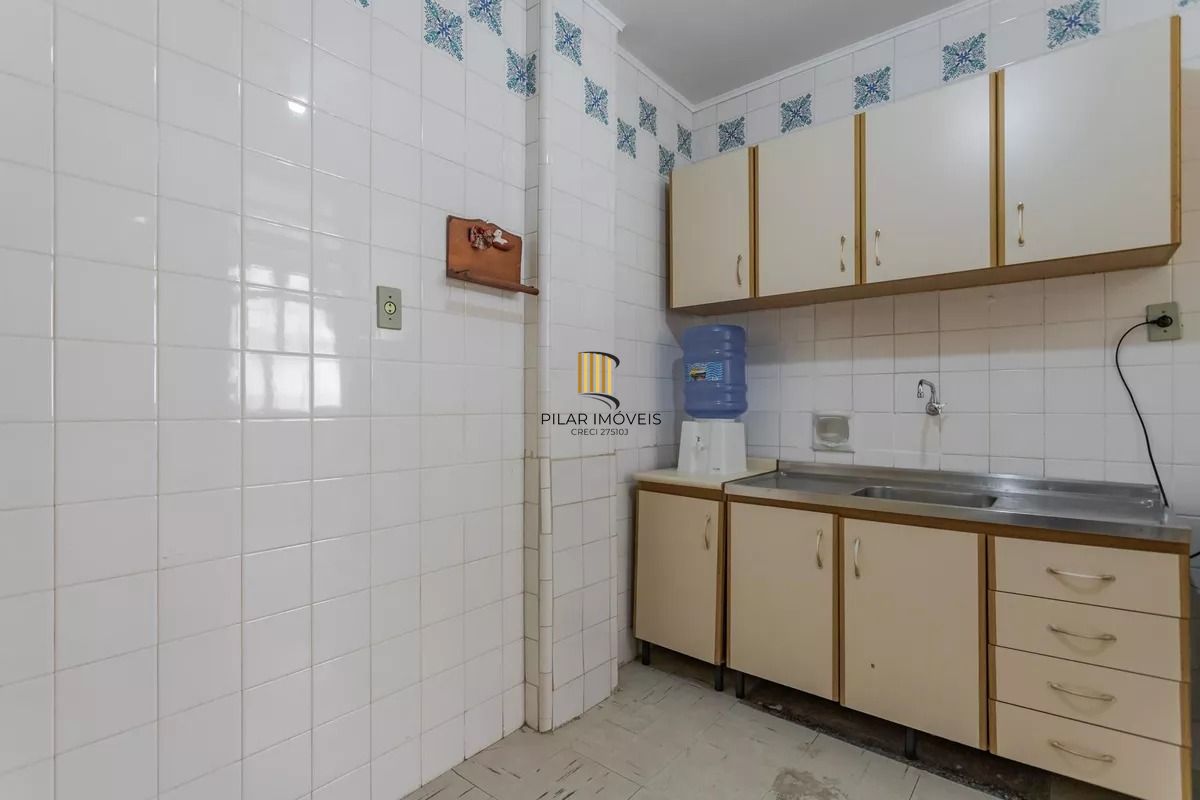 Apartamento à venda com 2 quartos elevador no bairro centro historico