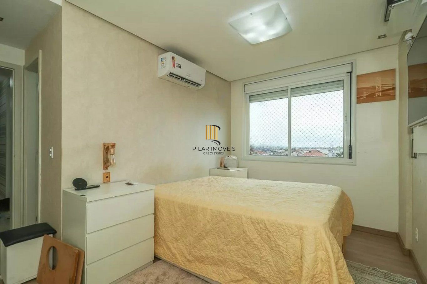 Apartamento de 2 dormitórios no bairro Jardim Lindóia