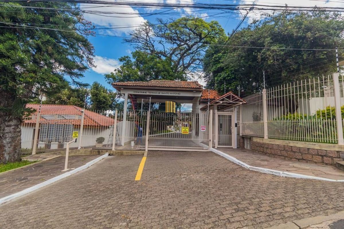Casa em condomínio 4 dormitórios com piscina e energia solar no Santo Antonio