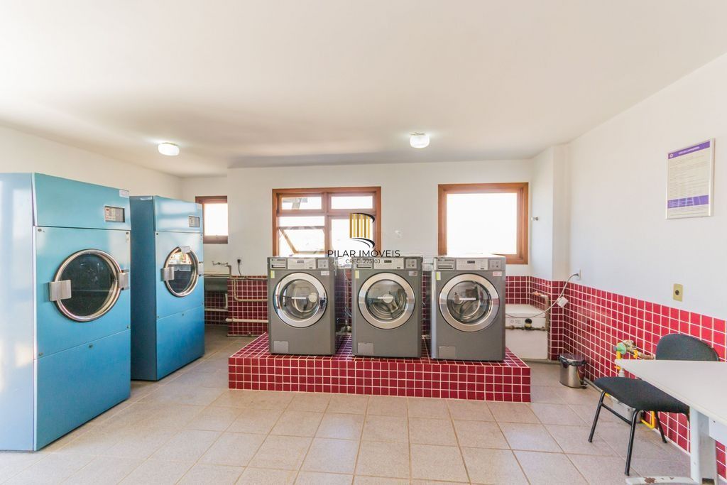 Apartamento à venda com 2 quartos 65 m²