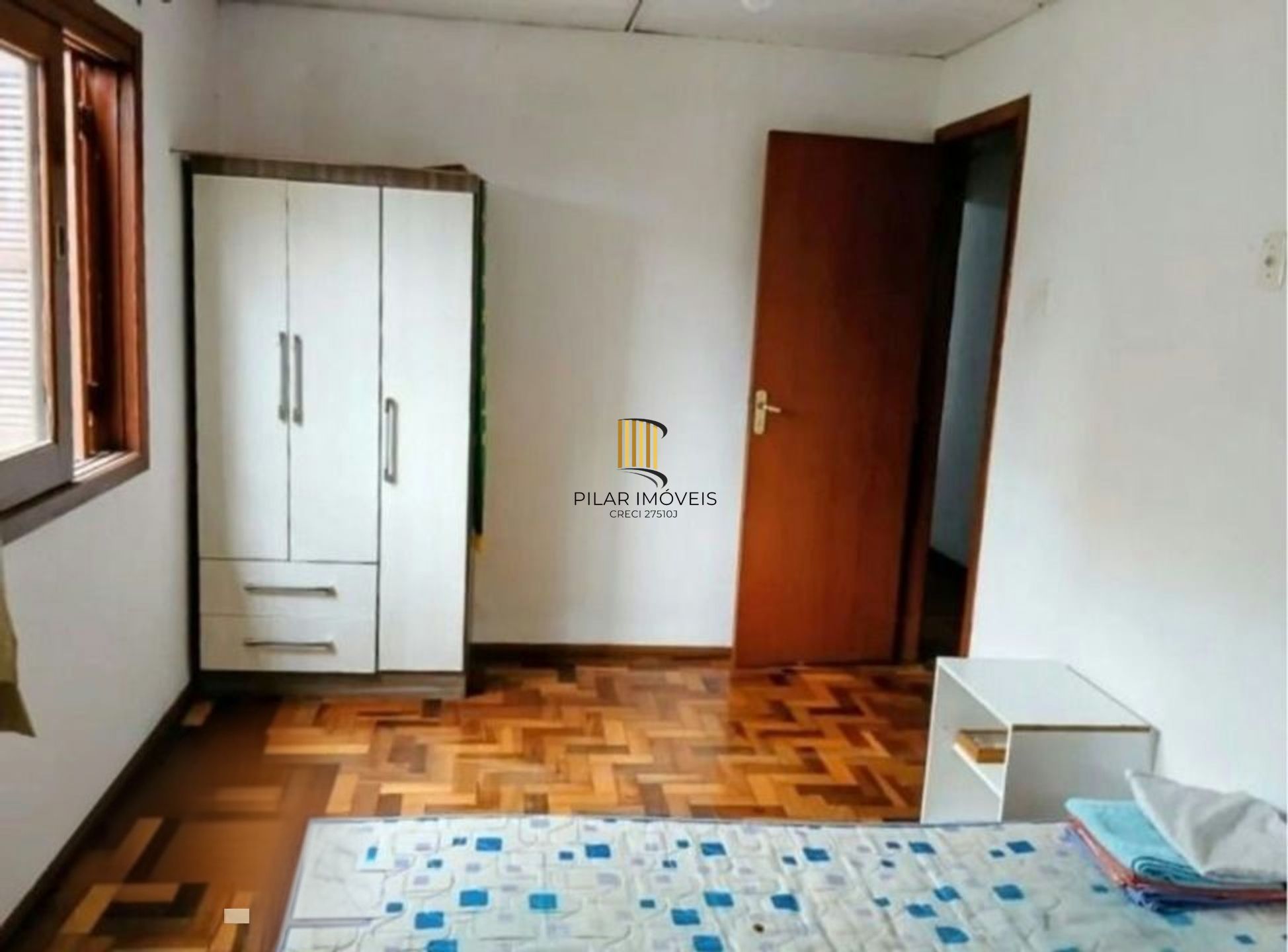 Casa de 4 Dormitórios e 2 vagas de Garagem em Gravataí.