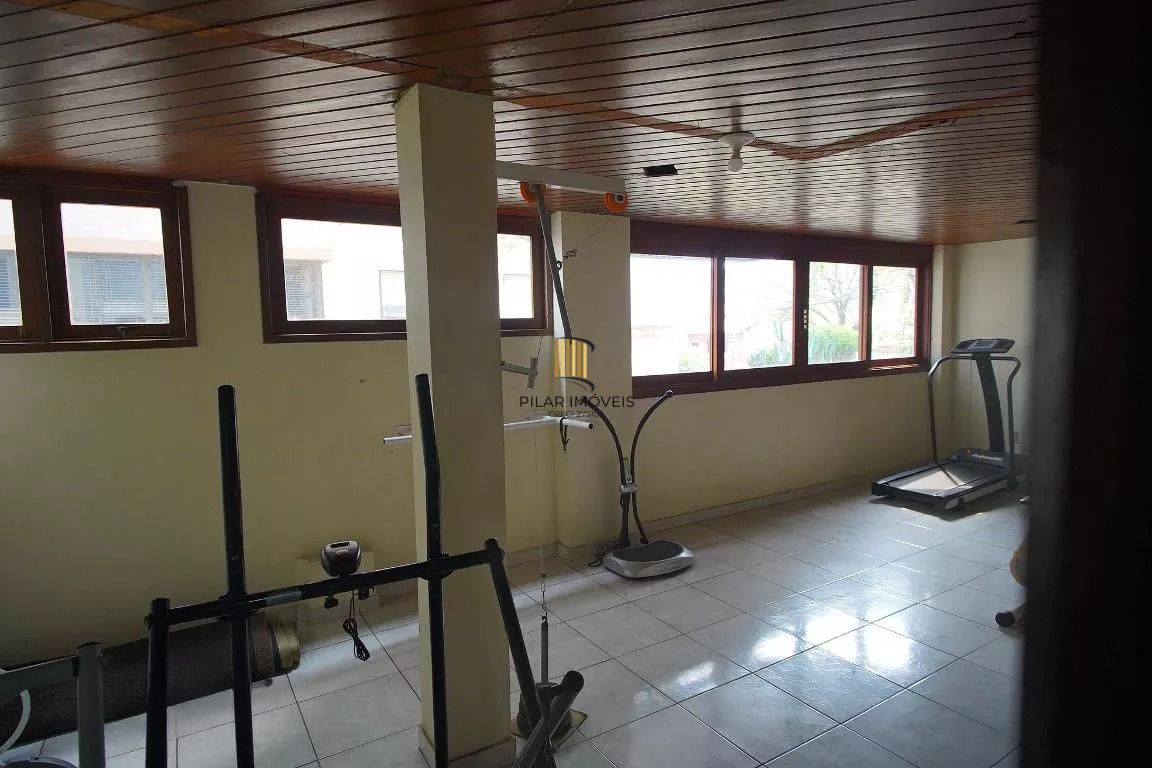 Apartamento com 2 quartos, 1 vaga com elevador na Vila Ipiranga